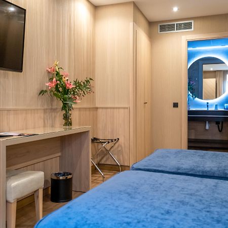 Hotel Rialto Barcelona Luaran gambar